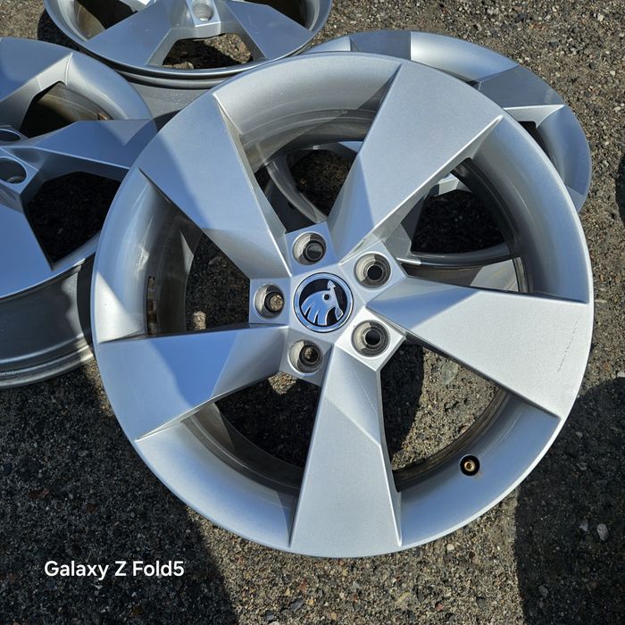 Alufelgi 17 Skoda Octavia Yeti Superb Karoq Kodjaq 5x112 ET45