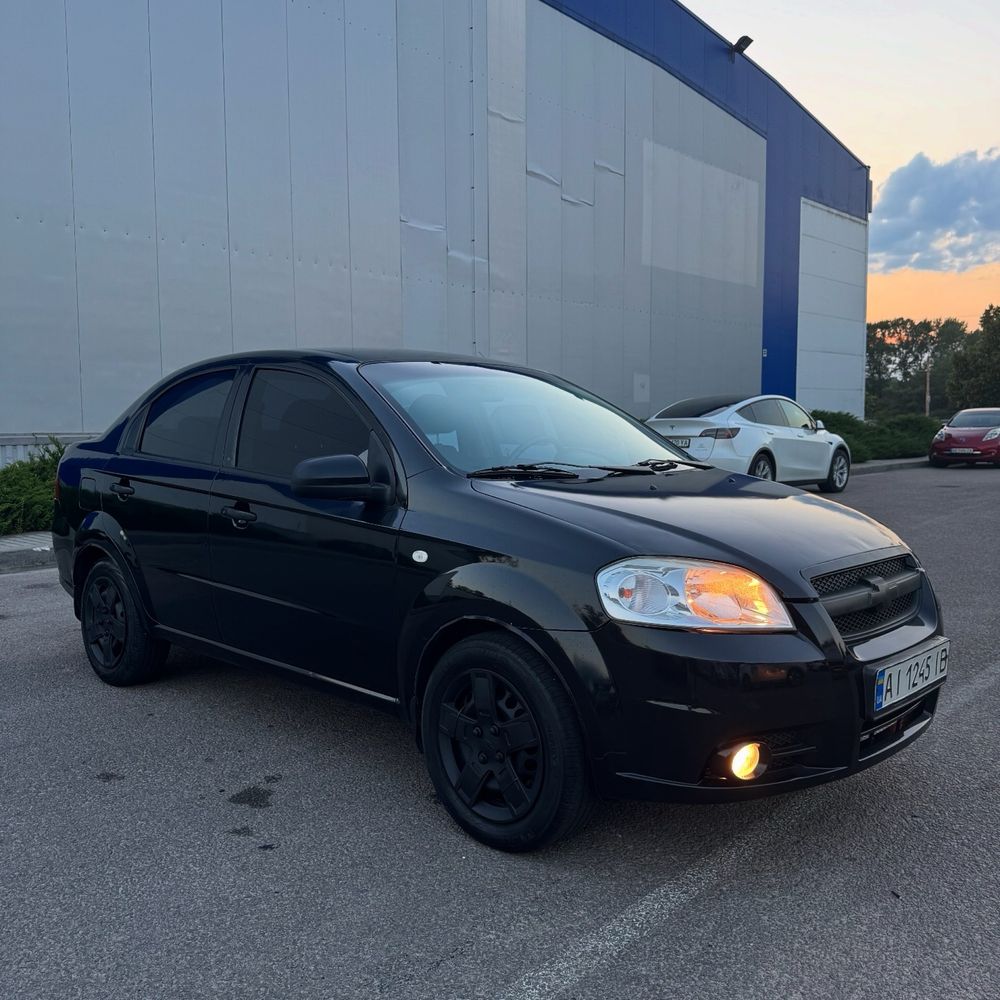 Chevrolet Aveo 2008 год 1.5 газ/бензин!