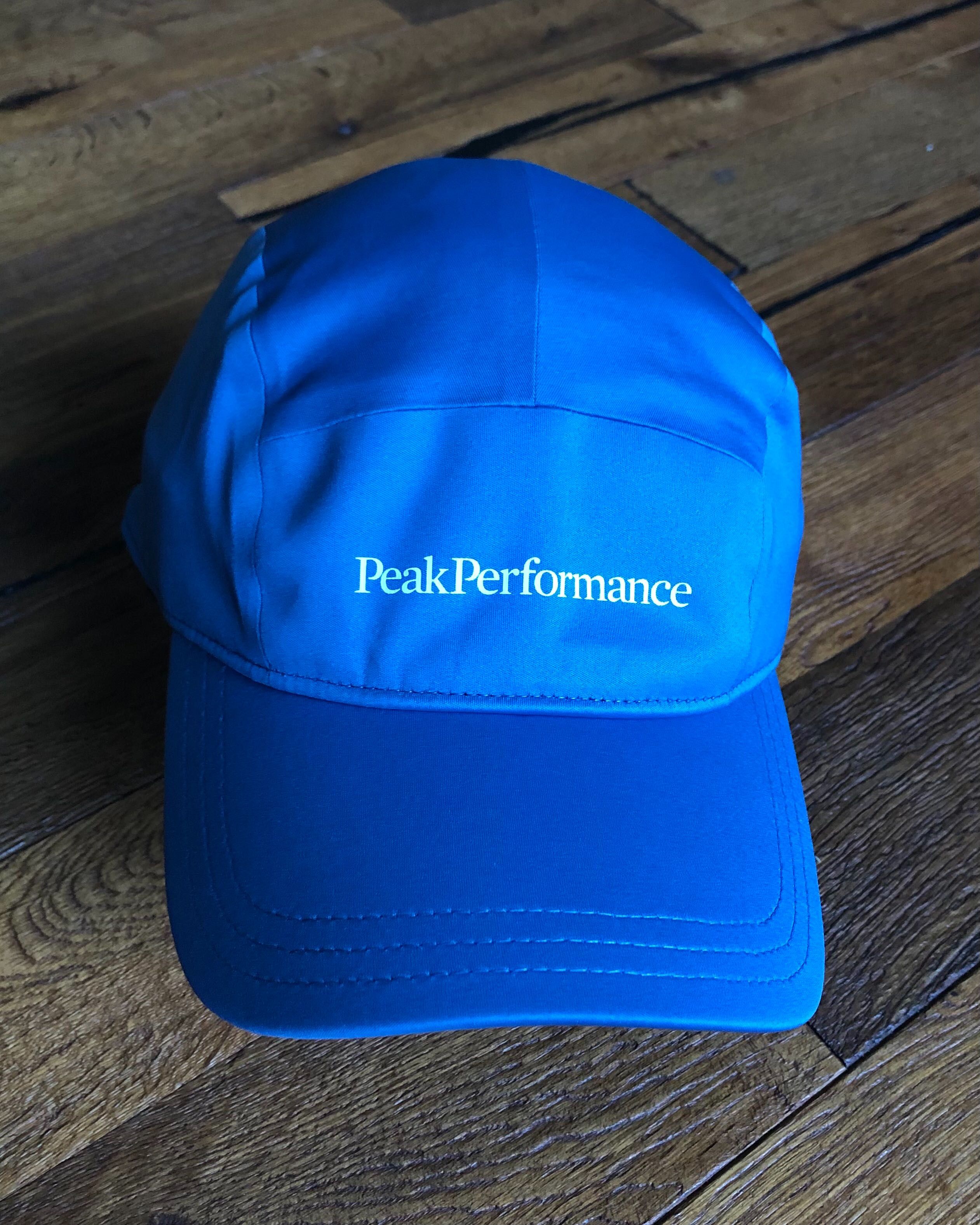 Peak Performance czapka z daszkiem Tech Player