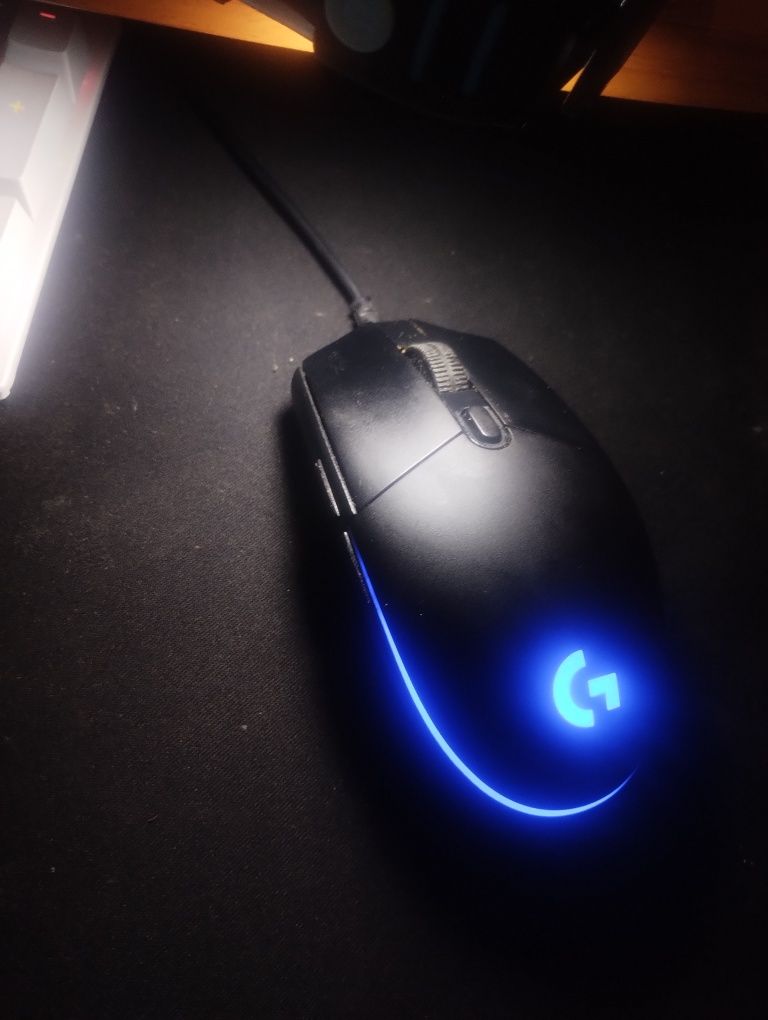 мышка Logitech g102