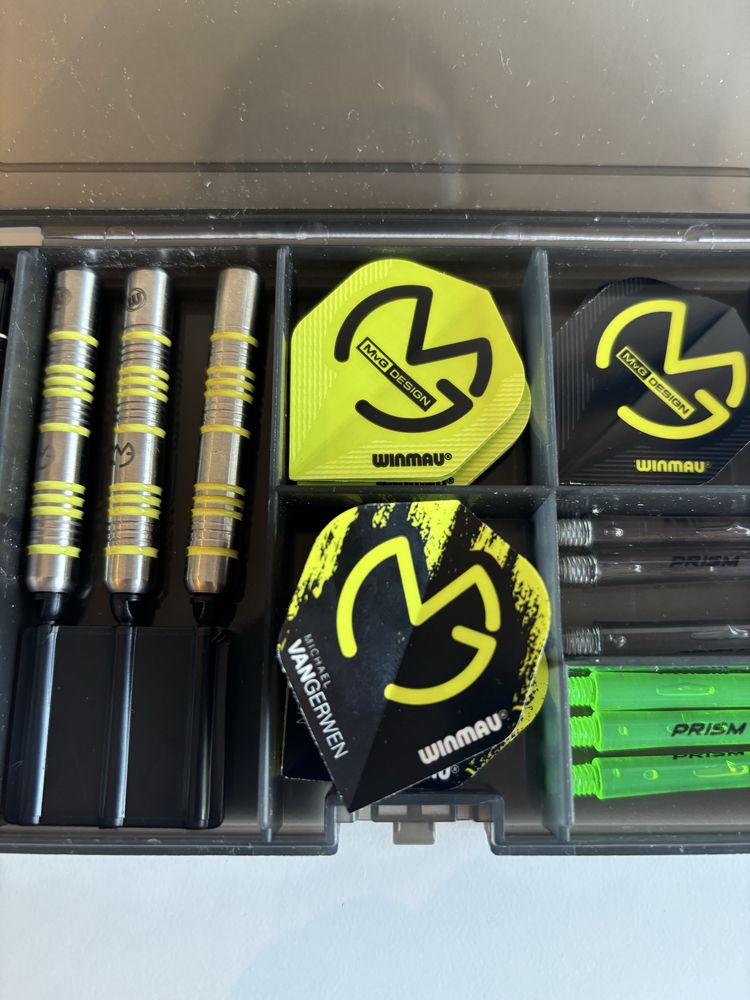 Winmau Michael Van Gerwen MvG Gift Sets - 50 peças
