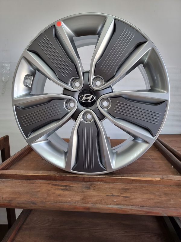 Oryginalne Felgi Hyundai Tucson Avante Ioniq Lafesta i30 Elantra 17 Ca