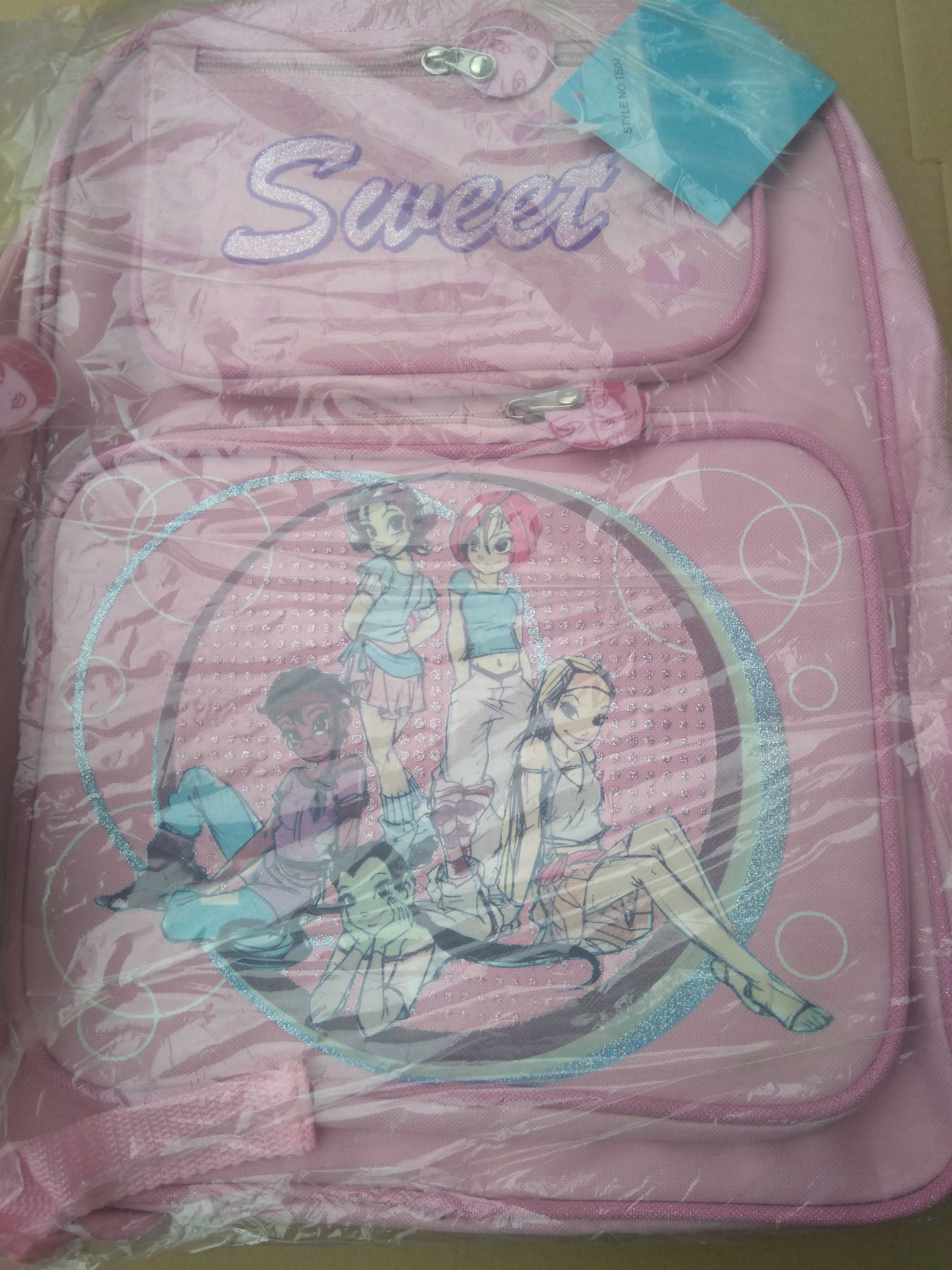 Plecak szkolny dla dziewczynki nowy.