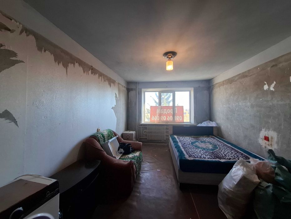 Продаж 3к квартири Ракове підготовлена до ремонту