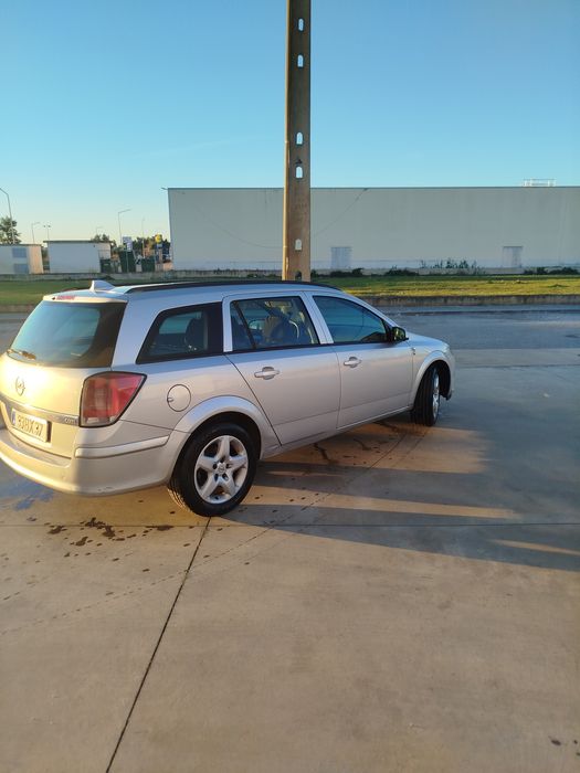 Opel Astra H caravan