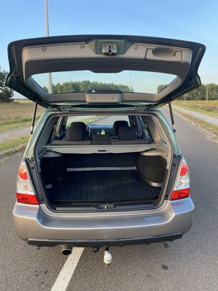 Subaru Forester SG lift, 2.0