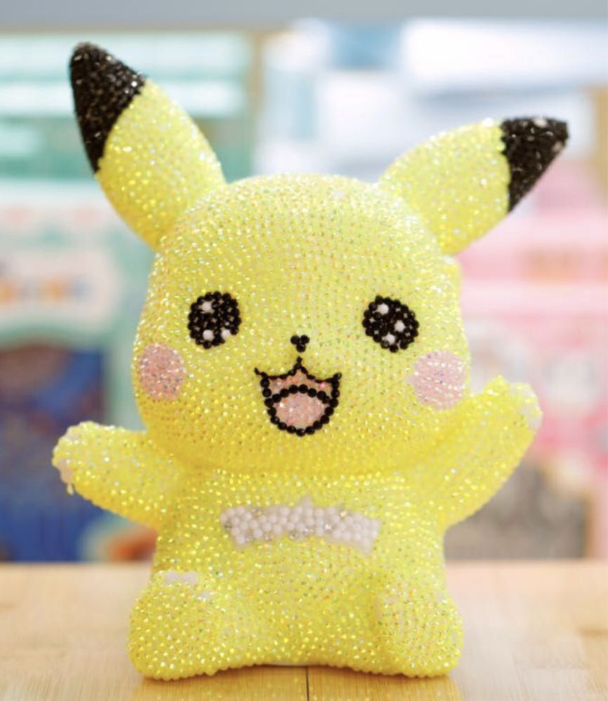 Diamencikowa figurka Pikachu dla dzieci