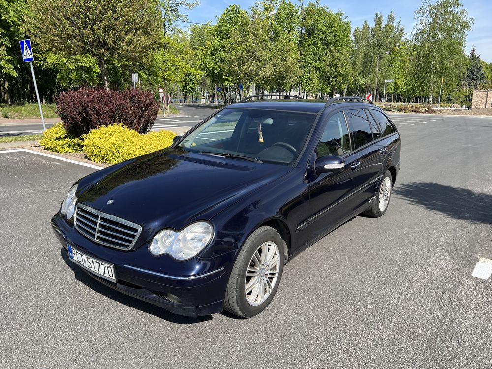 Mercedes Benz w203 . 1.8B/gaz  klima rafio