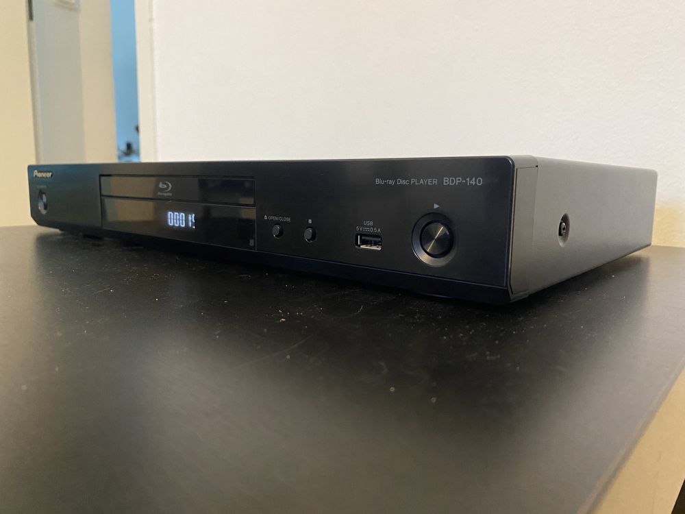 Blu-Ray програвач CD DVD Pioneer BDP-140