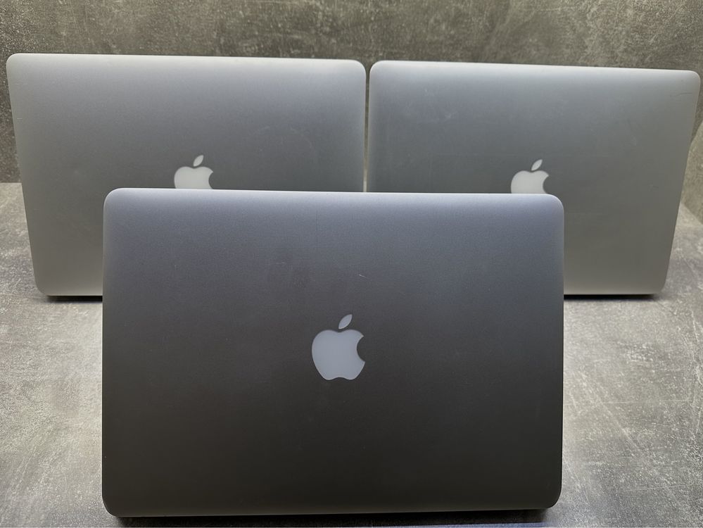 Apple Macbook 13" Silver A1466 На ремонт або запчастини