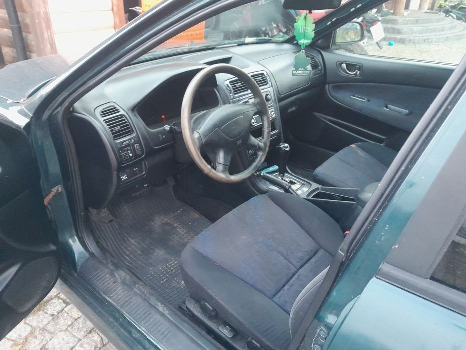 Mitsubishi Galant Avance 2,5 v6 z gazem