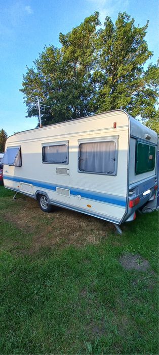 Przyczepa Kempingowa ADRIA, 4-osobowa, rok 2004