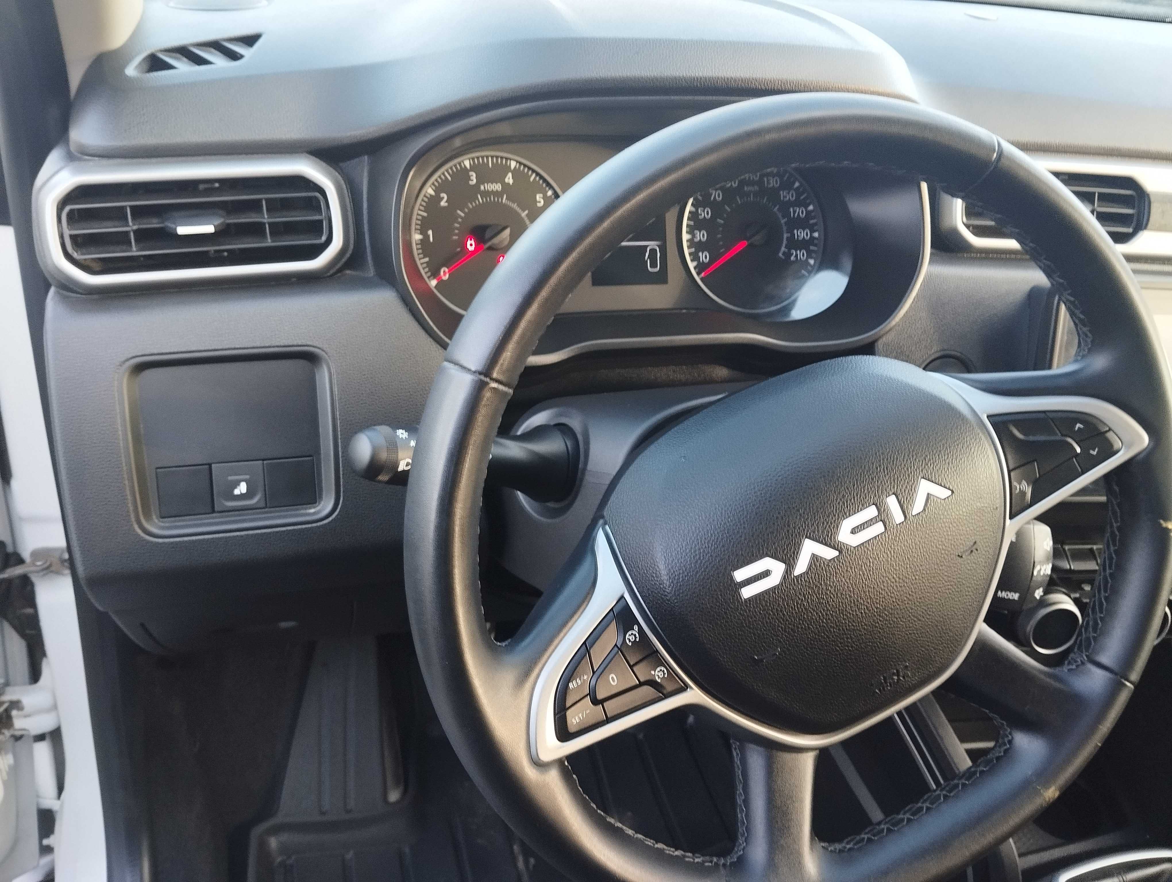 Dacia Duster dla Twojej firmy - wynajem długoterminowy - wypożyczalnia