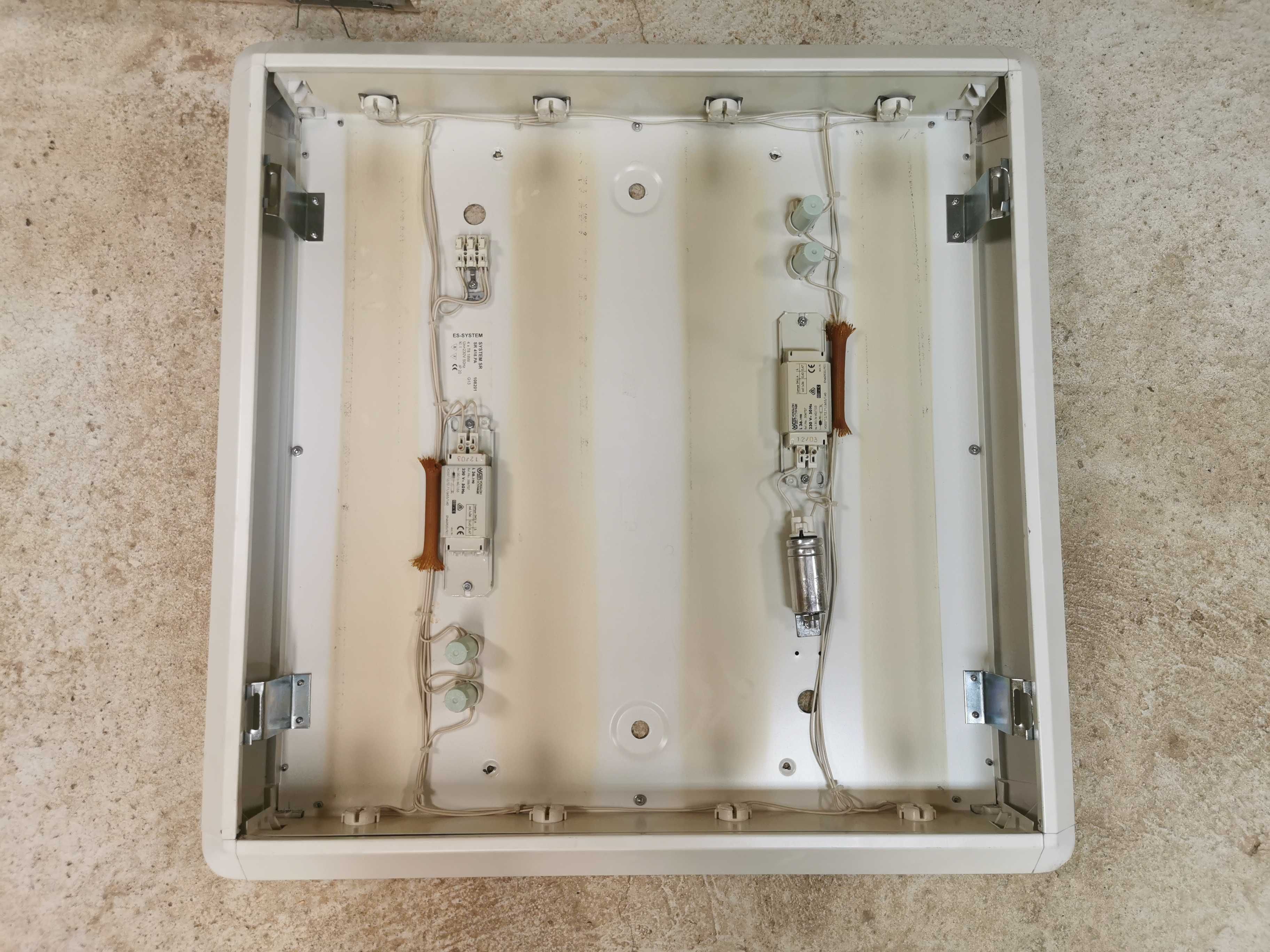 Oprawa rastrowa ES-System 4x18w