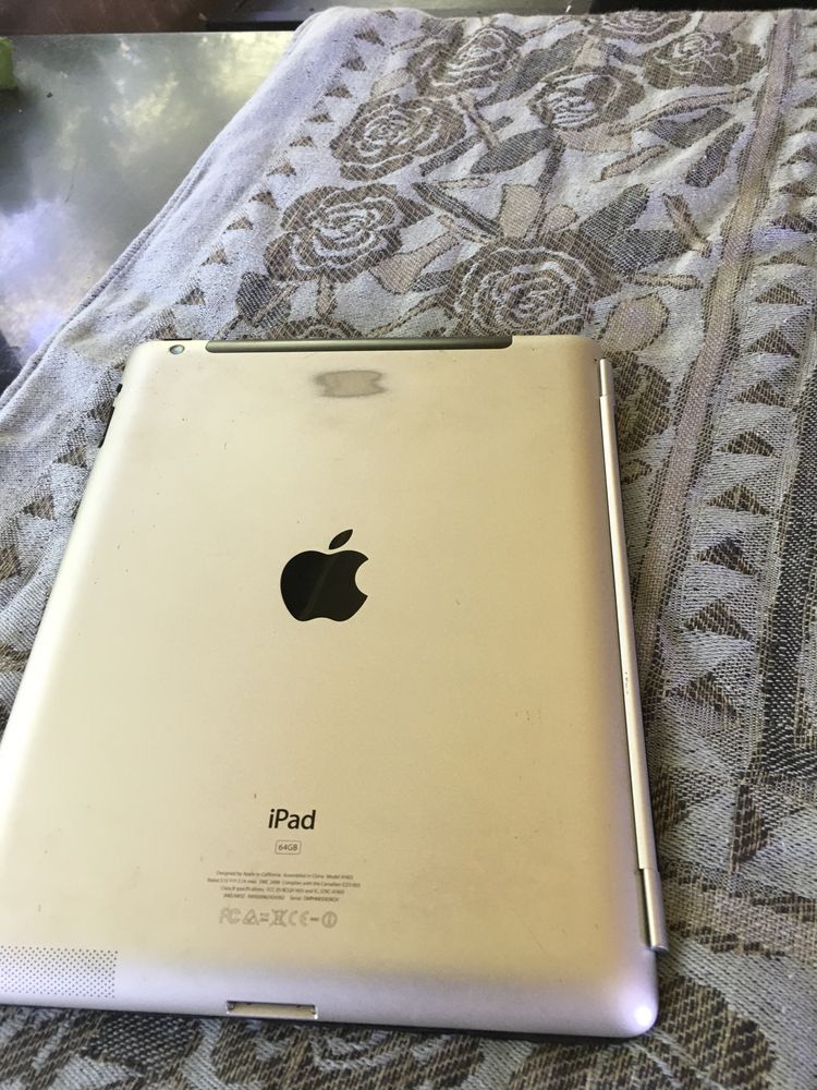 iPad 3 A 1403 , с 3 g