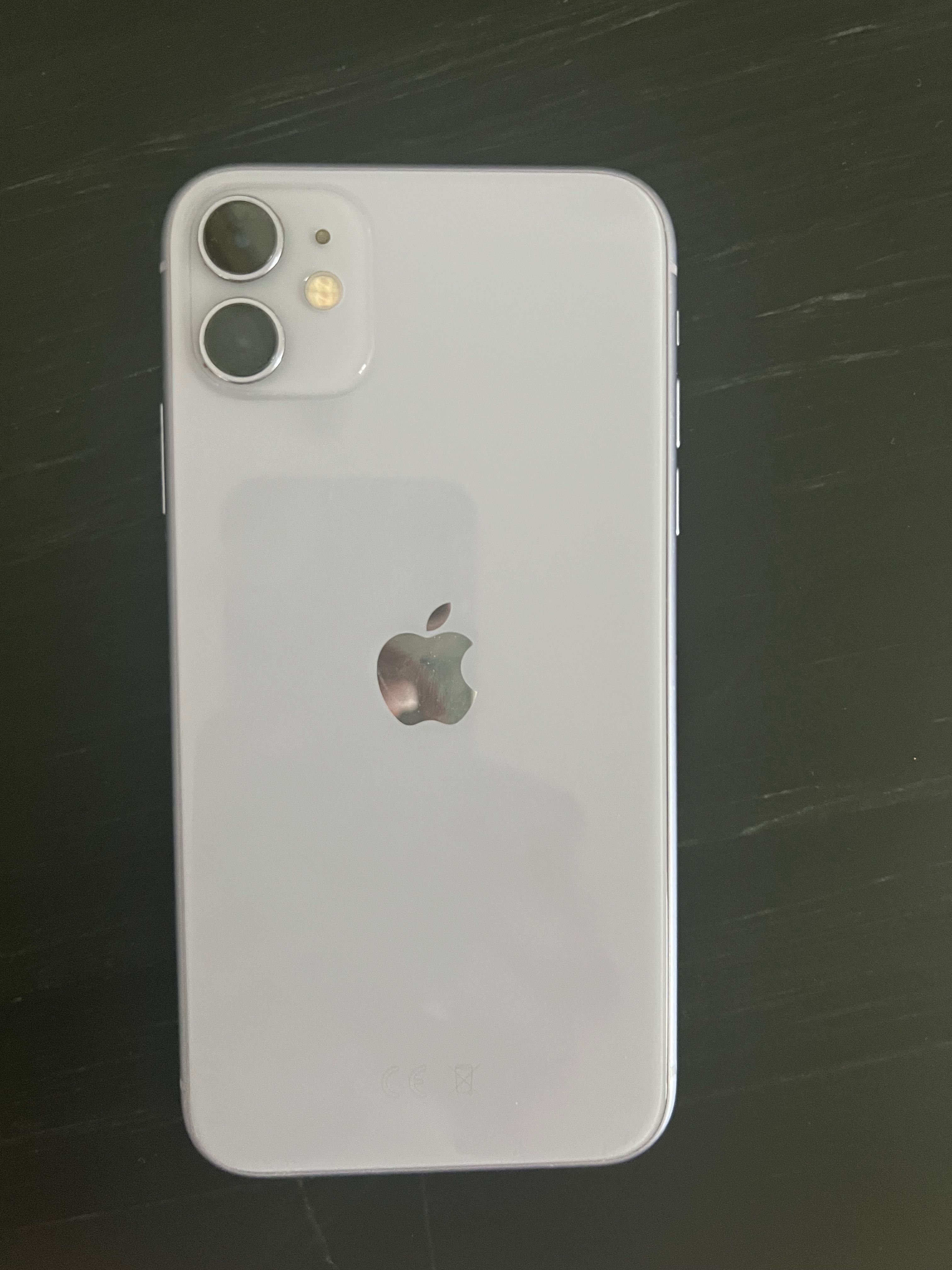 iPhone 11 fioletowy