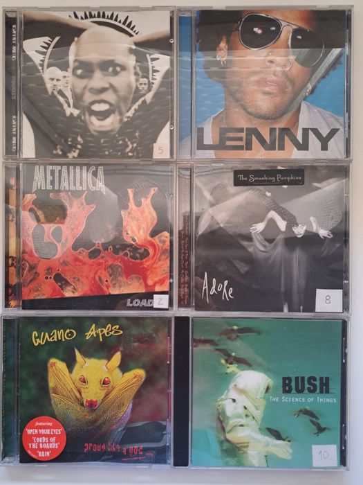 CDs Bush, The Smashing Pumpkins, Metallica, Skunk Anansie