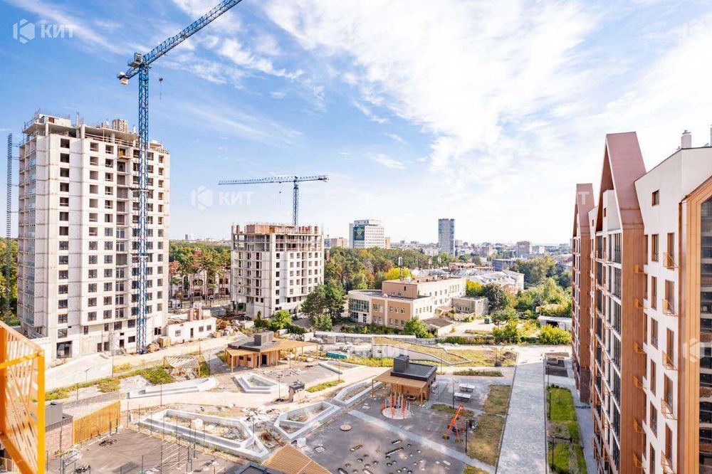 3к.105м2 ЖК Люксембург Зданий дім, Центр (Научная парк Горького)123181