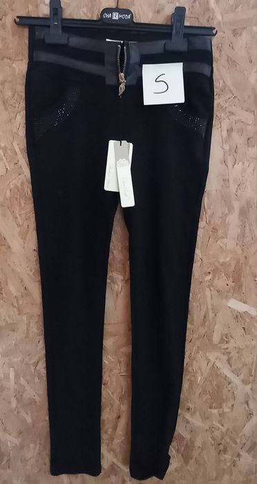 roupa de criança e senhora