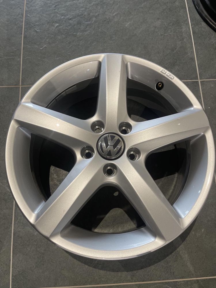 Продам комплект дисків Volkswagen нові R17 5x112 ET 39