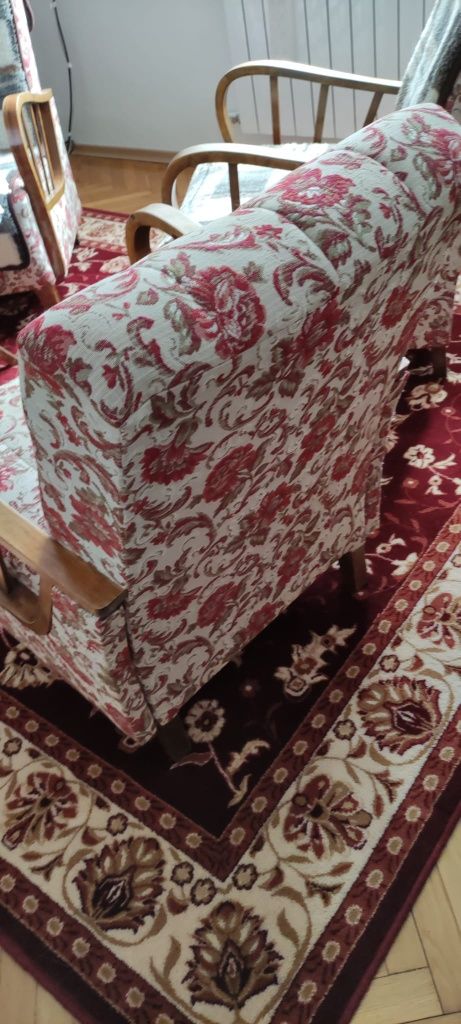 Wersalka kanapa fotele kwiaty vintage retro kwiaty kremowej czerwone