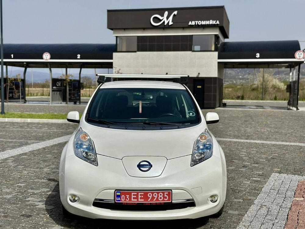 Nissan Leaf 2014 року