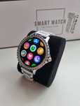Srebrny smartwatch z cyrkoniami