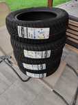 Opony zimowe Kumho Wintercraft WP52+ 165/65 R15