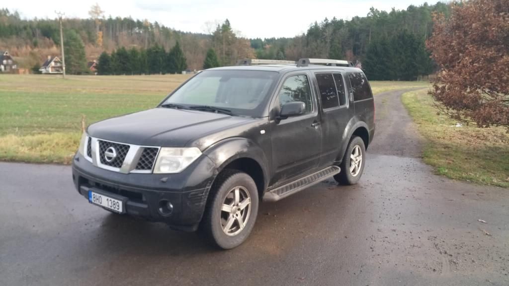 Nissan pathfinder