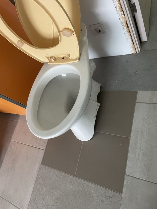 Унітаз для будівельників