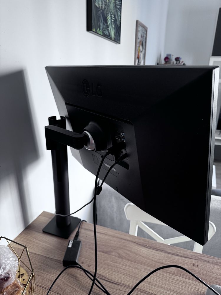 Monitor LG UltraFine 27UN880 4K Ergo / Stan Idealny / jak Nowy!