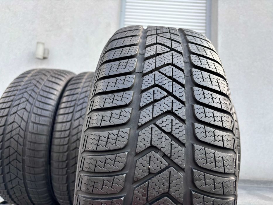 4szt zimowe 225/40R19 Pirelli 7mm 100% bieżnika 2021r bdb stan! Z5188