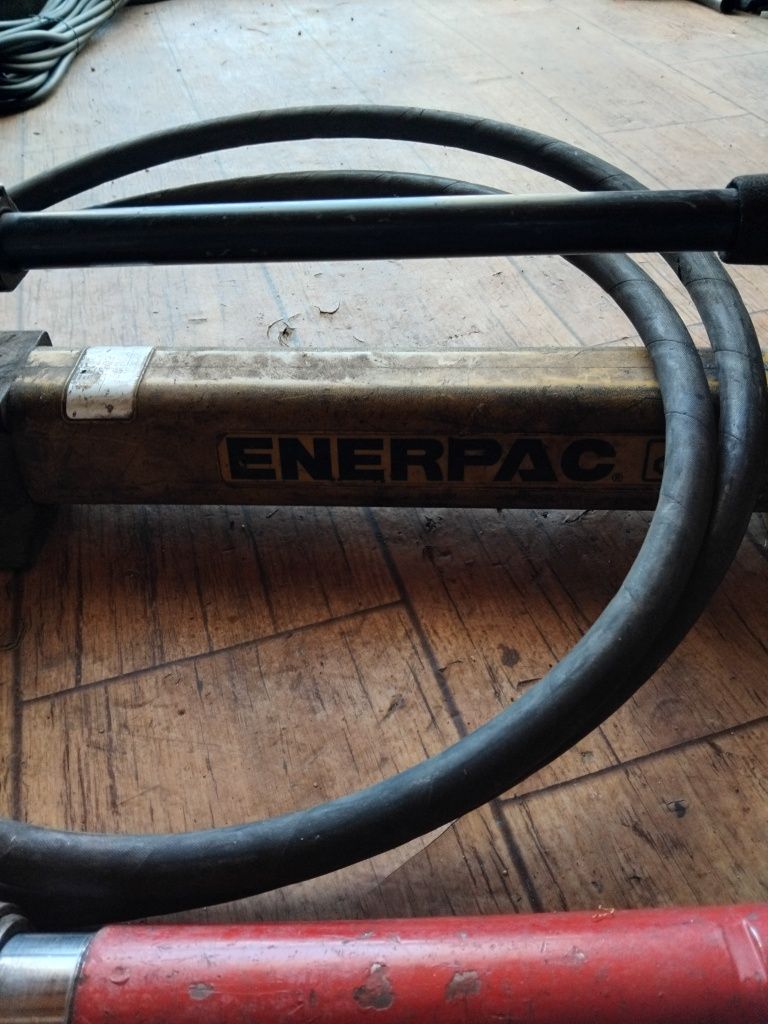 Pompa hydrauliczna Enerpac P392