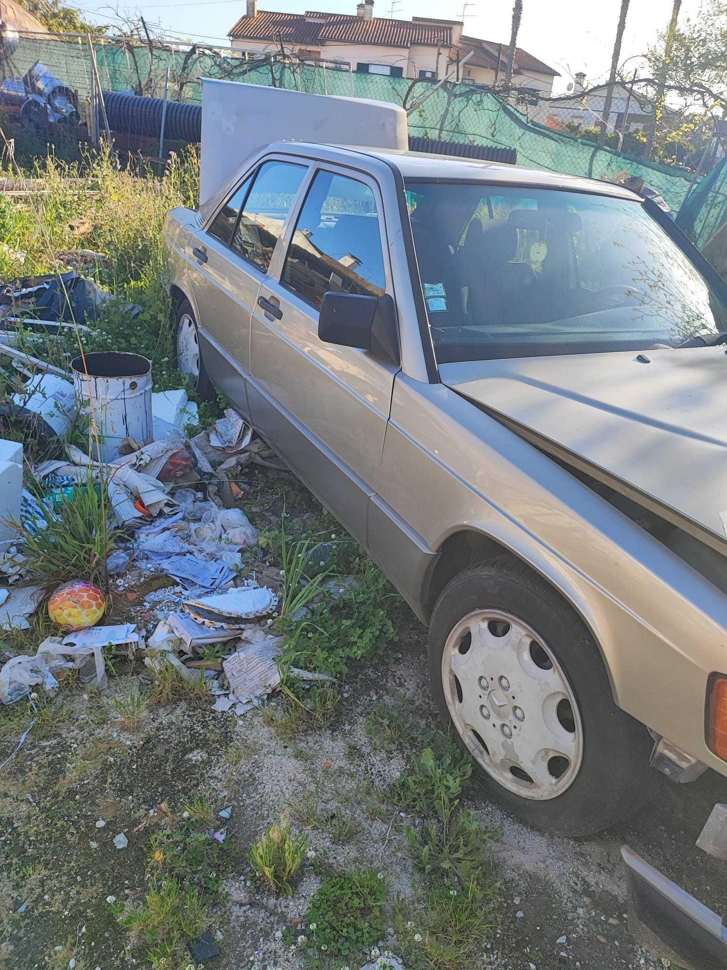 mercedes 190 para abate vendo diverso material
