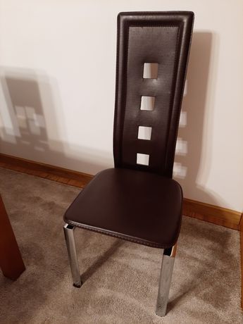 Krzesła  brązowe 6 sztuk
