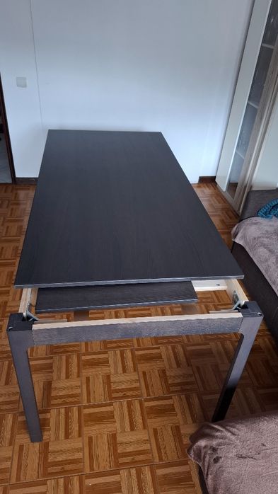 Vendo mesa de jantar (extensível)