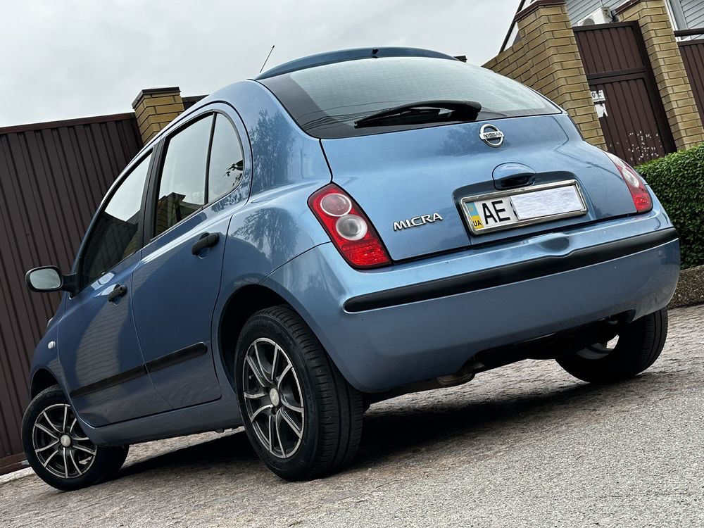 Продам Nissan Micra 2009