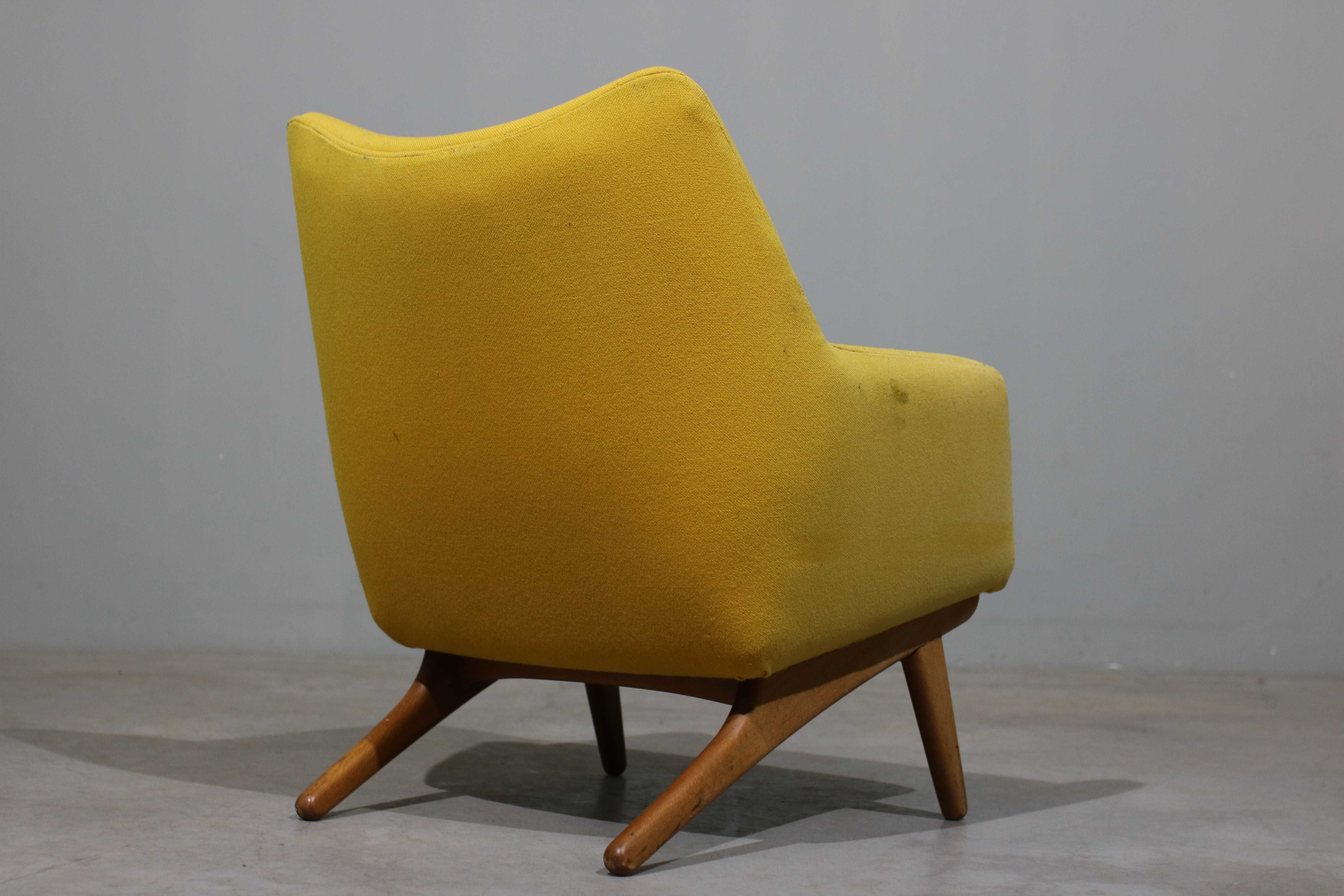 Poltrona Illum Wikkelso em carvalho | Mikael Laursen | Danish Design