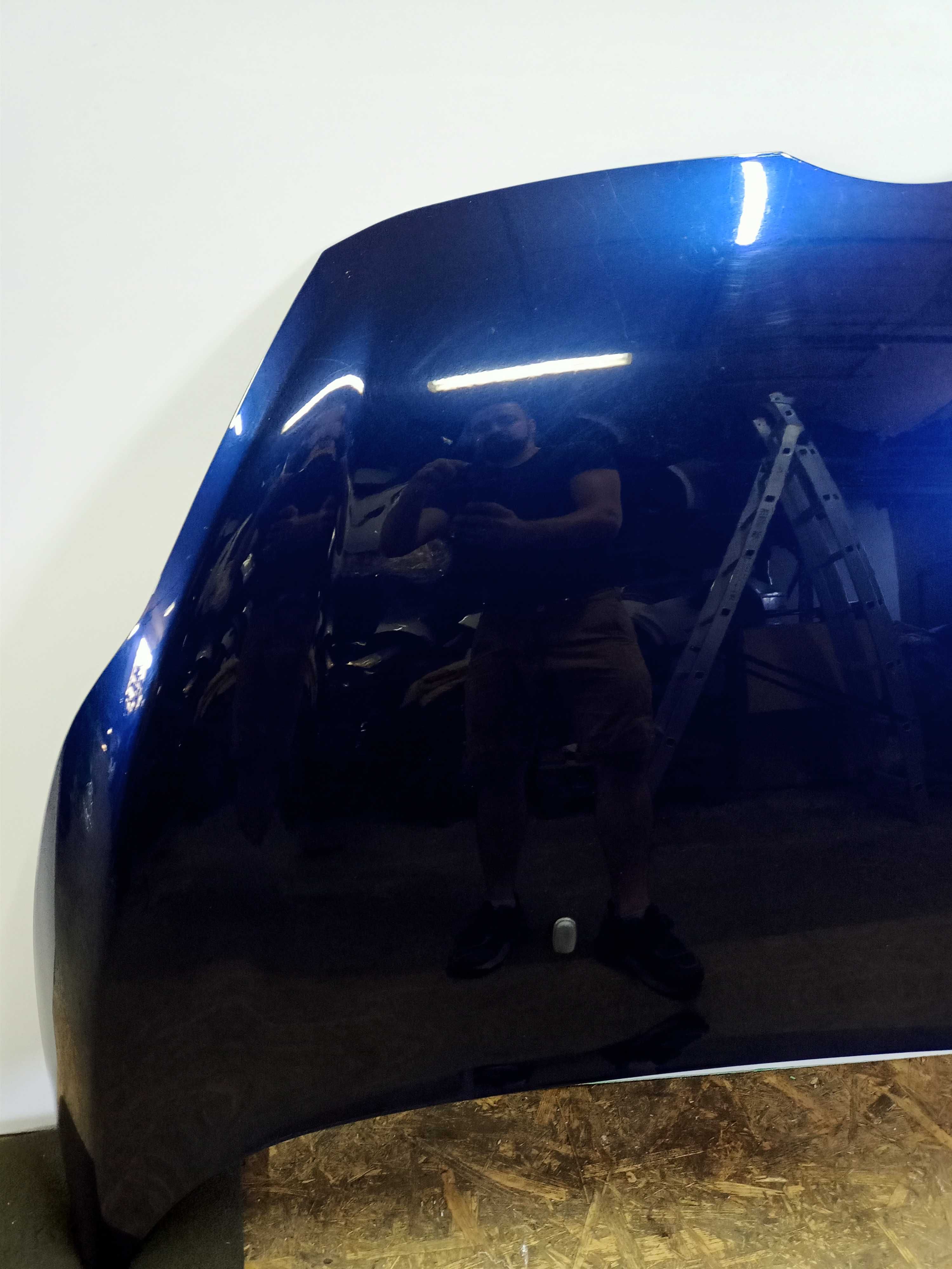 Ford Fiesta MK7 maska przód przednia kolor B9 granatowa oryginał