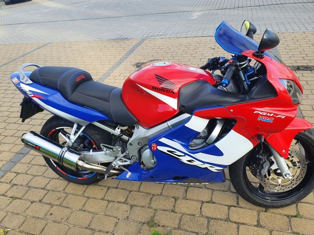 Honda CBR 600 f4i 2001