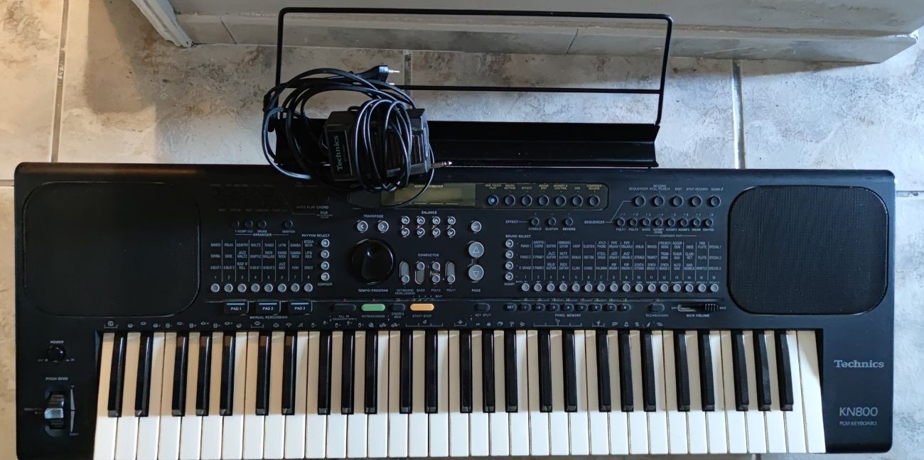 Vendo Teclado Sinthetizador Technics KN-800