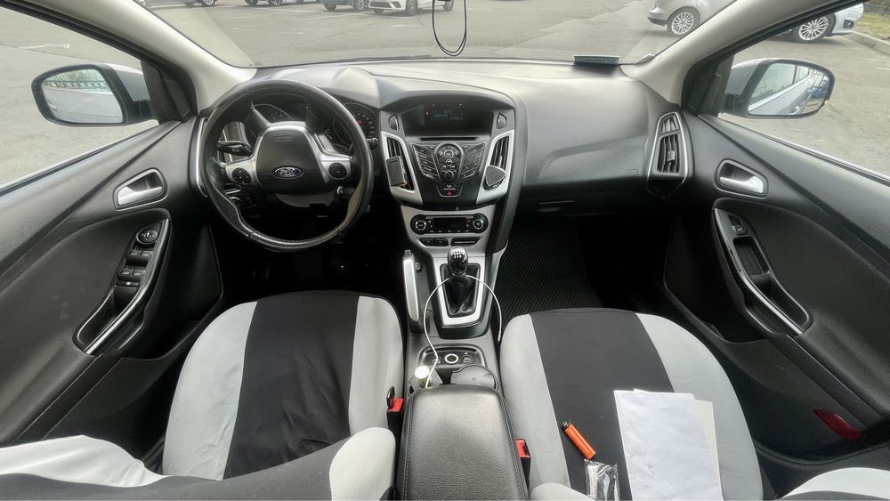 FORD FOCUS 1.6 власник