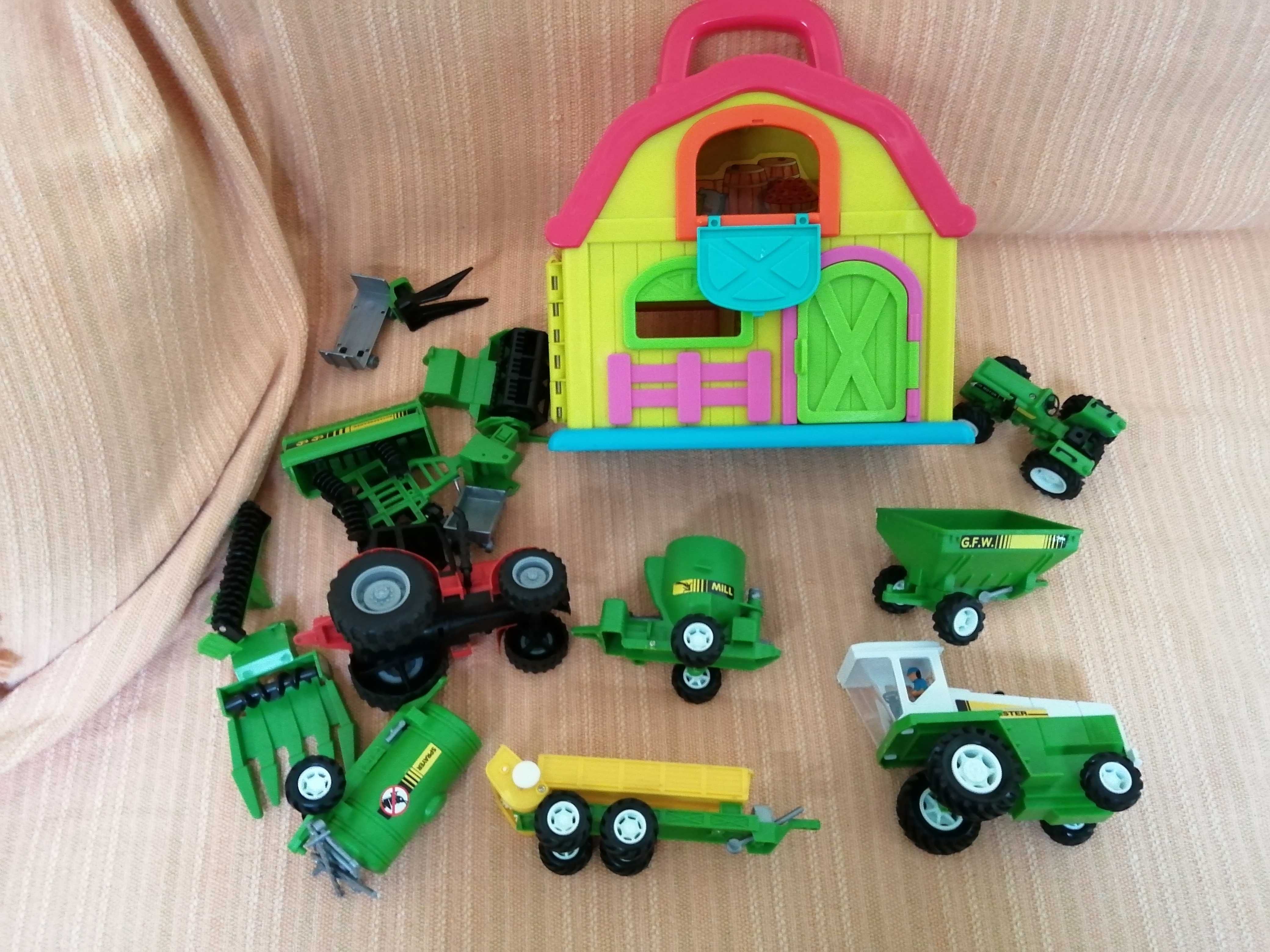 Conjunto de uma mini quinta para criança