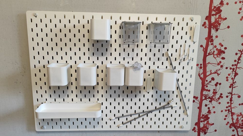 Organizer na scianę Ikea wraz z akcesoriami