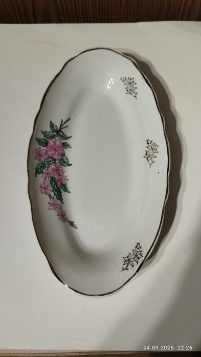 Фарфоровая селедочница Коростеньского фарфорового завода