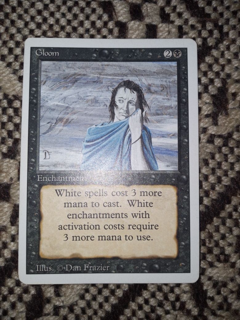 Karta Magic: The Gathering Gloom.