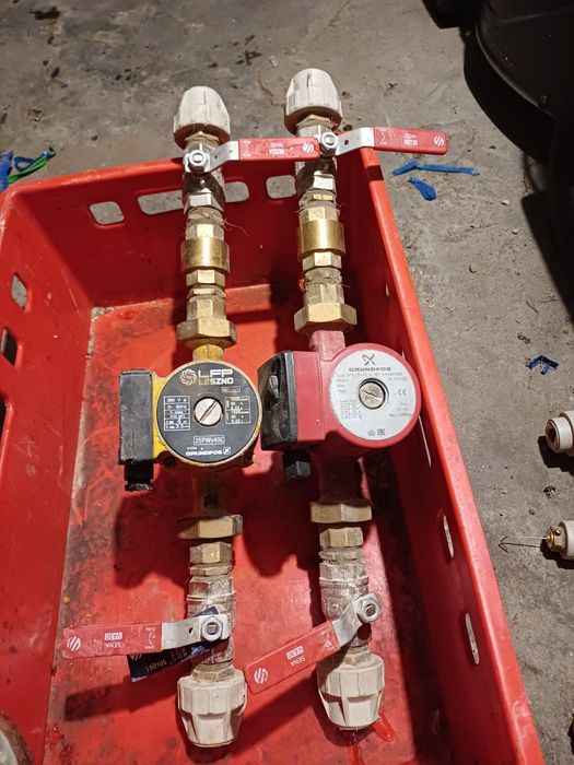 pompa obiegowa LFP Leszno 25PWv40C z systemem Grundfos.