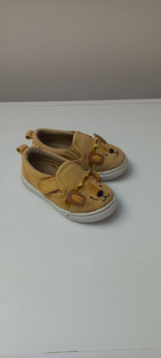 Cool Club, Trampki slip on