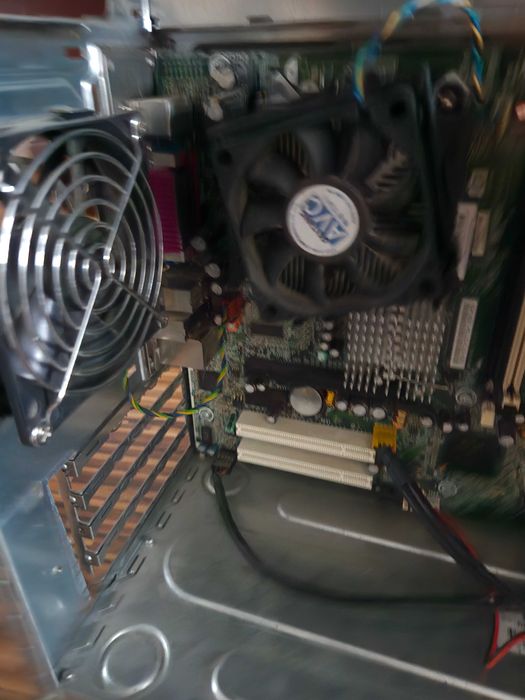 Komputer stacjonarny jak na zdjeciu tanio