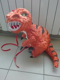 piniata dinozaur t-rex urodziny prezent